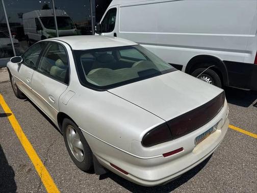 1999 Oldsmobile Aurora Base