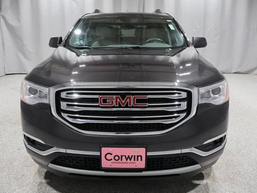 2017 GMC Acadia SLE-2