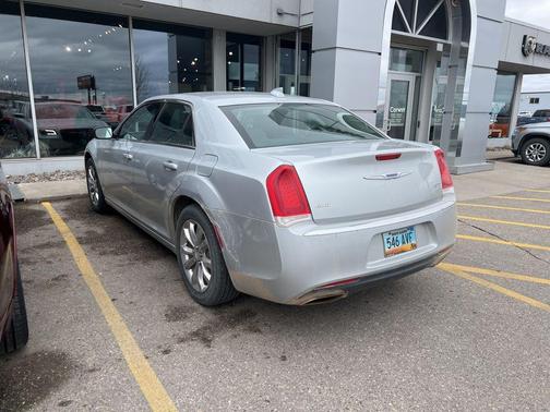 Silver Mist Clearcoat 2019 Chrysler 300 Touring