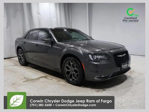 2018 Chrysler 300 S