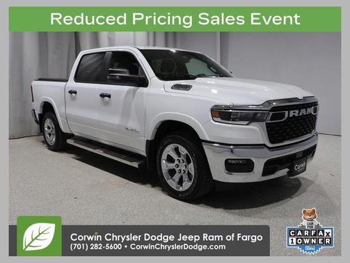 Bright White Clearcoat 2025 RAM 1500 Big Horn/Lone Star