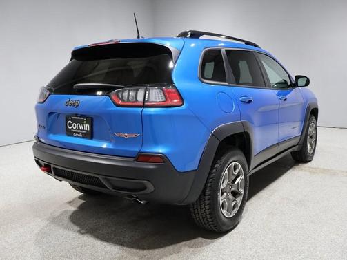 2022 Jeep Cherokee Trailhawk