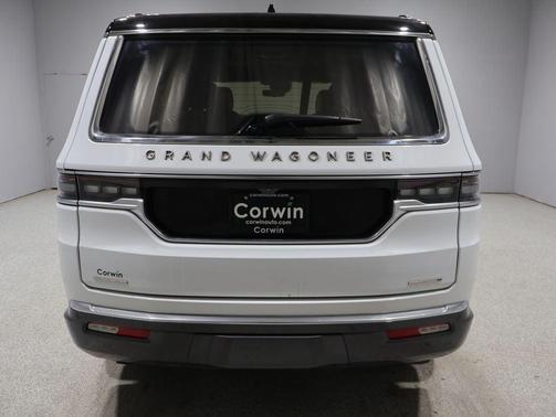 Bright White Clearcoat 2022 Jeep Grand Wagoneer Series III 4x4