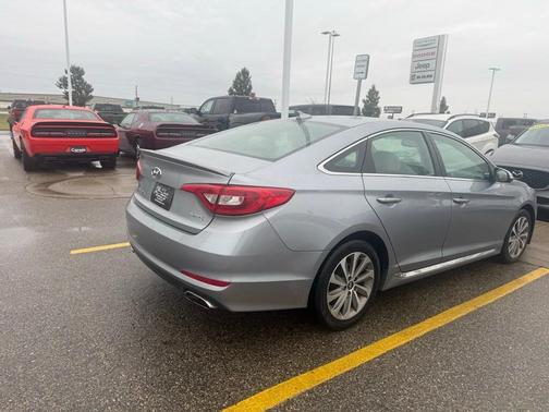 2015 Hyundai SONATA Sport