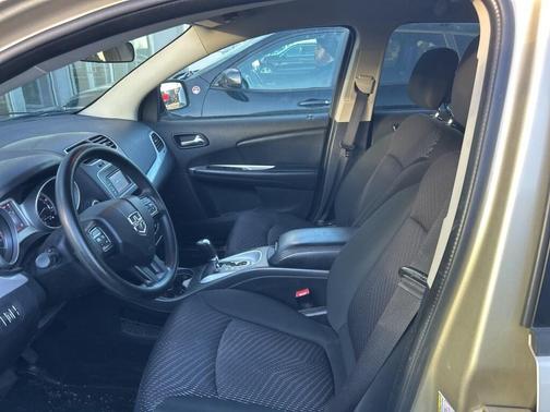 2011 Dodge Journey Mainstreet