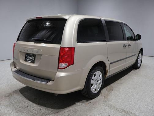 Cashmere/Sandstone Pearlcoat 2015 Dodge Grand Caravan AVP/SE