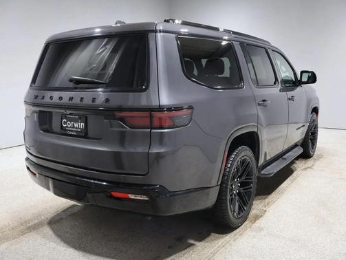 2023 Jeep Wagoneer Series II Carbide 4x4