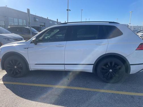 2020 Volkswagen Tiguan 2.0T SE R-Line Black