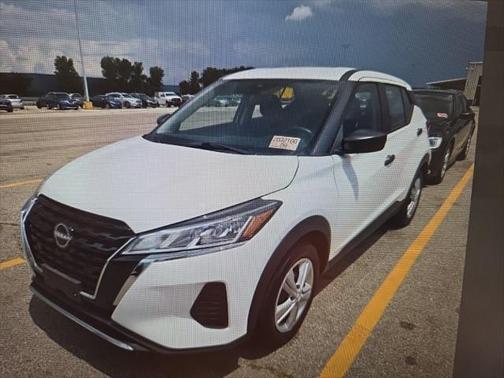 2022 Nissan Kicks S