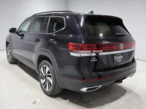 2024 Volkswagen Atlas 2.0T SE w/Technology 4MOTION