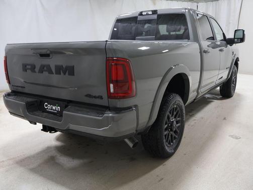 Ceramic Gray Clearcoat 2026 RAM 2500 Limited Crew Cab 4x4 6'4' Box