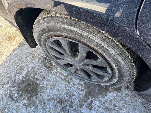 2005 Dodge Magnum SE