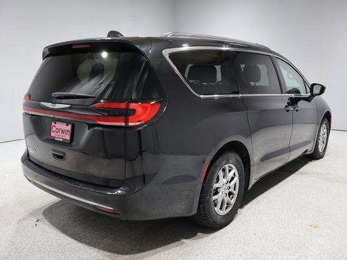 2021 Chrysler Pacifica Touring