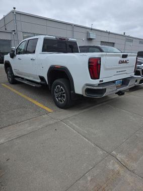 Summit White 2024 GMC Sierra 2500 SLT