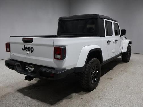 2022 Jeep Gladiator Sport