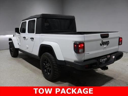 2022 Jeep Gladiator Sport
