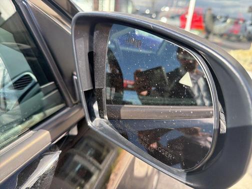 Diamond Black Crystal Pearlcoat 2018 Jeep Compass Limited