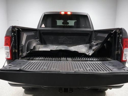 2021 RAM 2500 Big Horn Crew Cab 4x4 6'4' Box