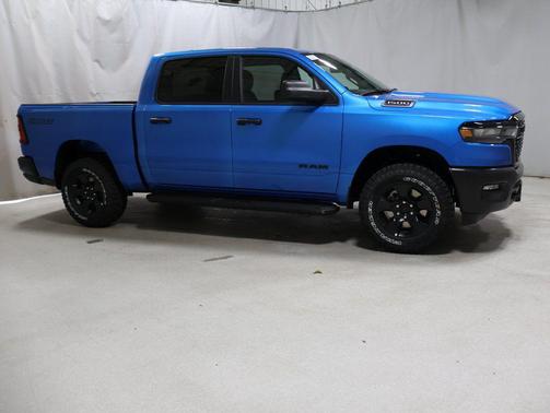 2026 RAM 1500 Warlock Crew Cab 4x4 5'7' Box