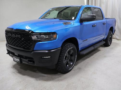 2026 RAM 1500 Warlock Crew Cab 4x4 5'7' Box