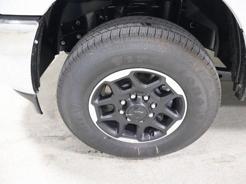 2025 RAM 3500 Laramie Crew Cab 4x4 8' Box