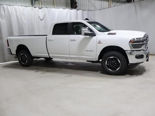 2025 RAM 3500 Laramie Crew Cab 4x4 8' Box