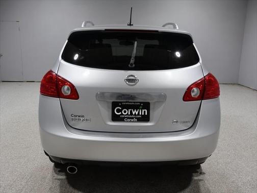 2011 Nissan Rogue SV