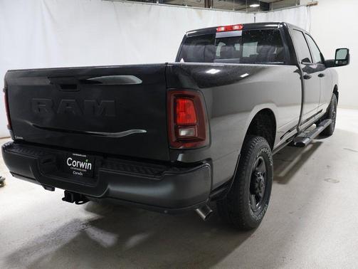 2025 RAM 3500 Tradesman Crew Cab 4x2 8' Box