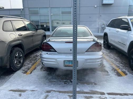 2001 Pontiac Grand Am SE1