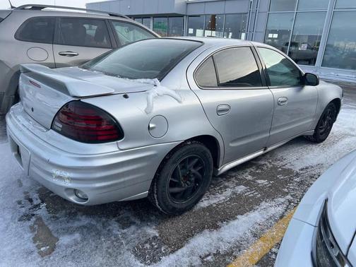 2001 Pontiac Grand Am SE1