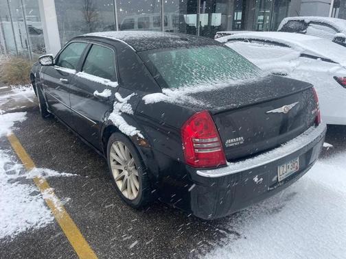 2007 Chrysler 300C Base