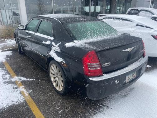 2007 Chrysler 300C Base