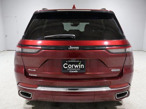 2022 Jeep Grand Cherokee Overland