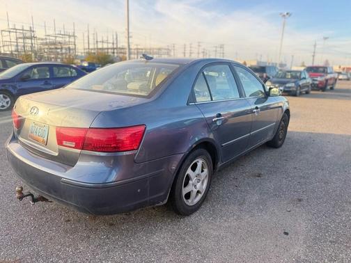 2010 Hyundai SONATA GLS