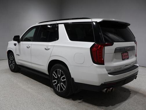 2022 GMC Yukon 4WD AT4