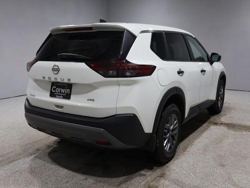 2022 Nissan Rogue S