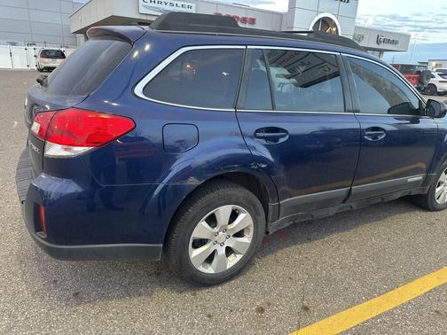 2011 Subaru Outback 2.5 i Premium