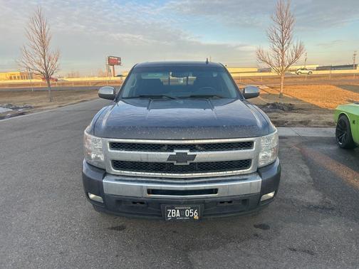 Taupe Gray Metallic 2010 Chevrolet Silverado 1500 LT