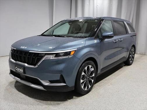 2024 Kia Carnival EX