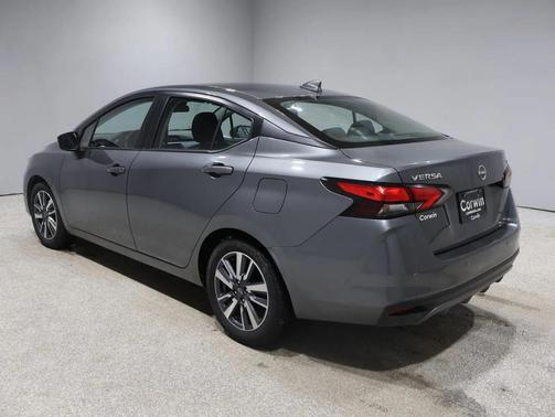 2024 Nissan Versa 1.6 SV