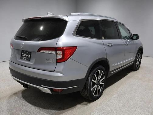 2019 Honda Pilot Touring 8-Passenger