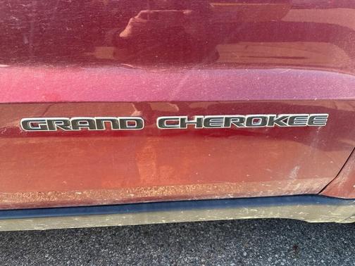 2020 Jeep Grand Cherokee Laredo