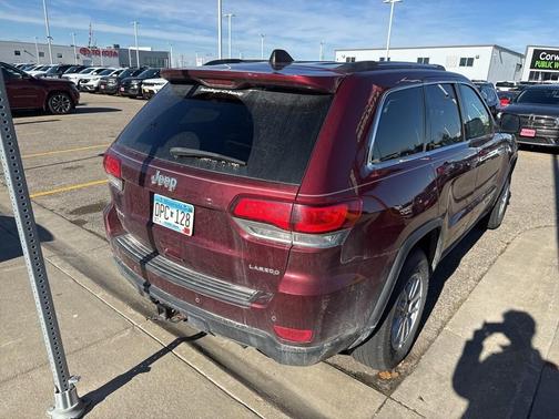 2020 Jeep Grand Cherokee Laredo
