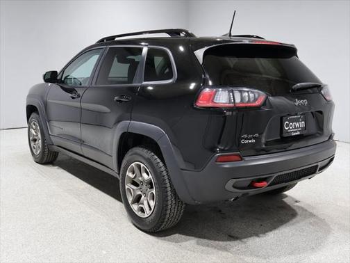 2022 Jeep Cherokee Trailhawk