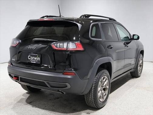 2022 Jeep Cherokee Trailhawk