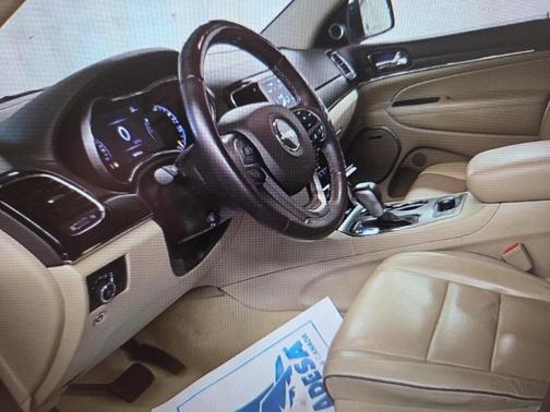 2020 Jeep Grand Cherokee Overland