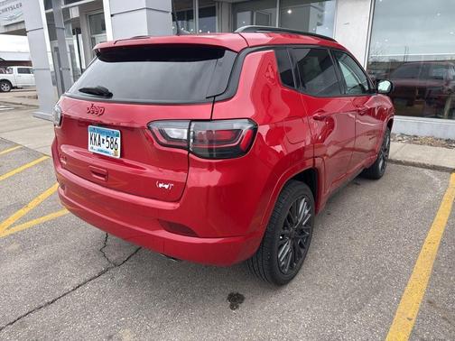 Redline Pearlcoat 2022 Jeep Compass (RED) Edition 4x4