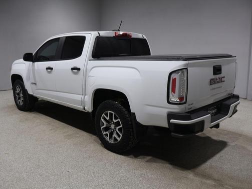 Summit White 2021 GMC Canyon AT4