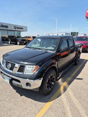 Super Black 2008 Nissan Frontier SE Crew Cab
