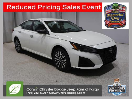 Glacier White 2025 Nissan Altima SV AWD